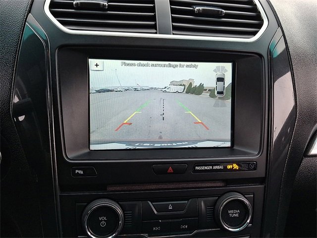 Used 2017 Ford Explorer XLT w/ Equipment Group 202A image 18