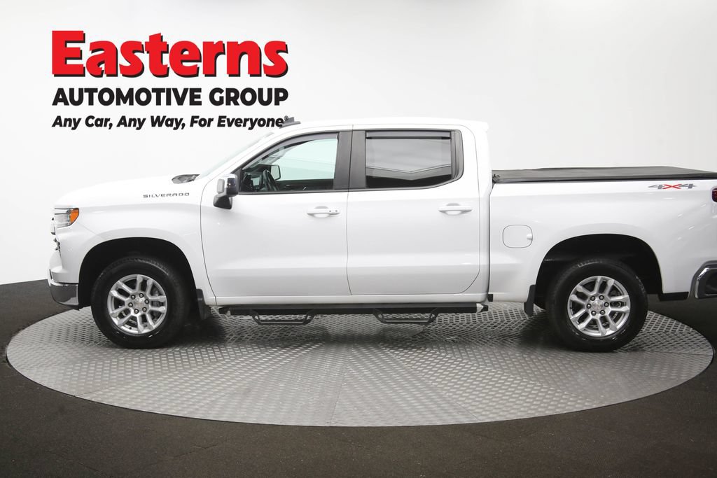 Used 2023 Chevrolet Silverado 1500 LT AWD/4WD image 61