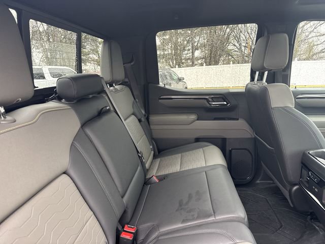 Used 2025 Chevrolet Silverado 1500 ZR2 w/ Technology Package image 27