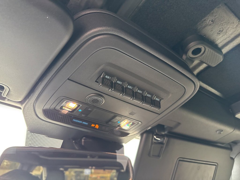 Used 2024 Ford Bronco Outer Banks image 30