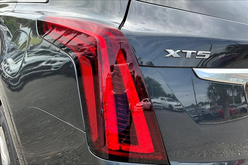 Used 2023 Cadillac XT5 Premium Luxury AWD/4WD image 23