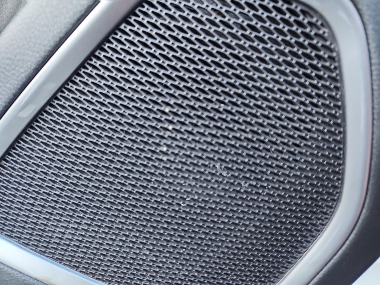 Used 2022 Jeep Compass Latitude image 28