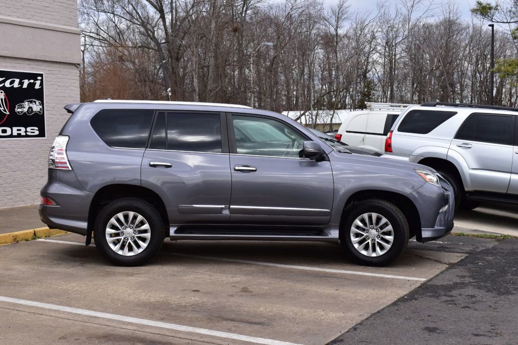 Used 2015 Lexus GX 460 w/ Premium Package image 4