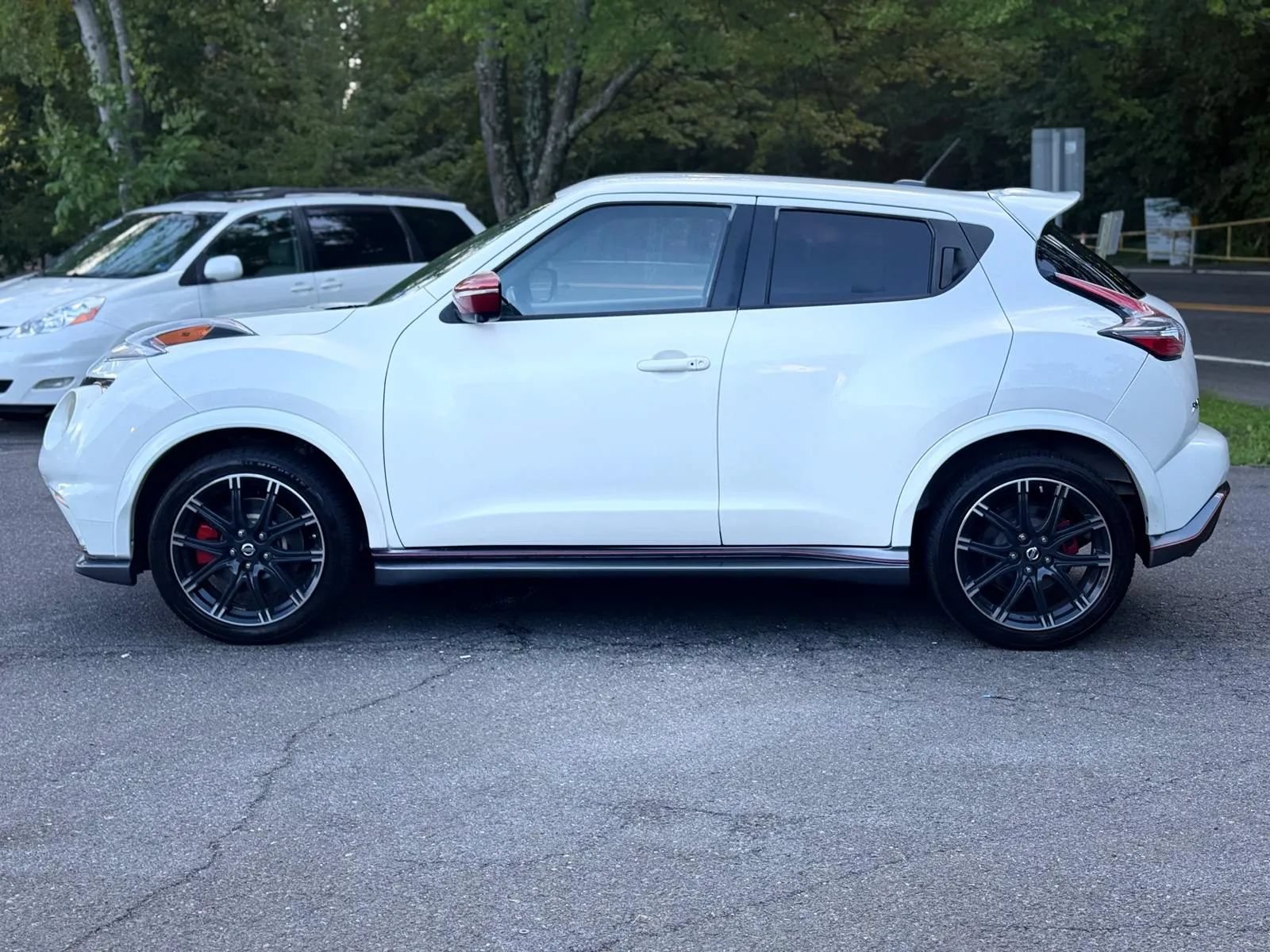 Used 2015 Nissan Juke NISMO RS AWD/4WD image 4