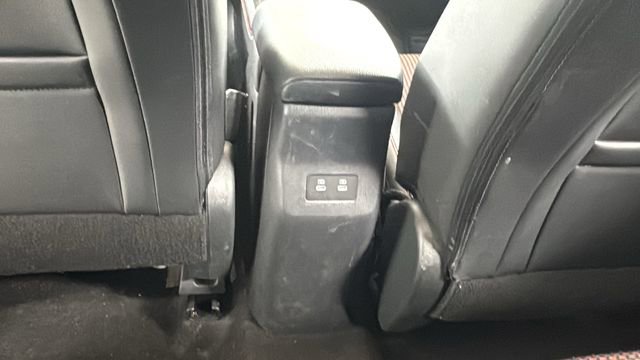 Certified 2025 Nissan Kicks SR image 37