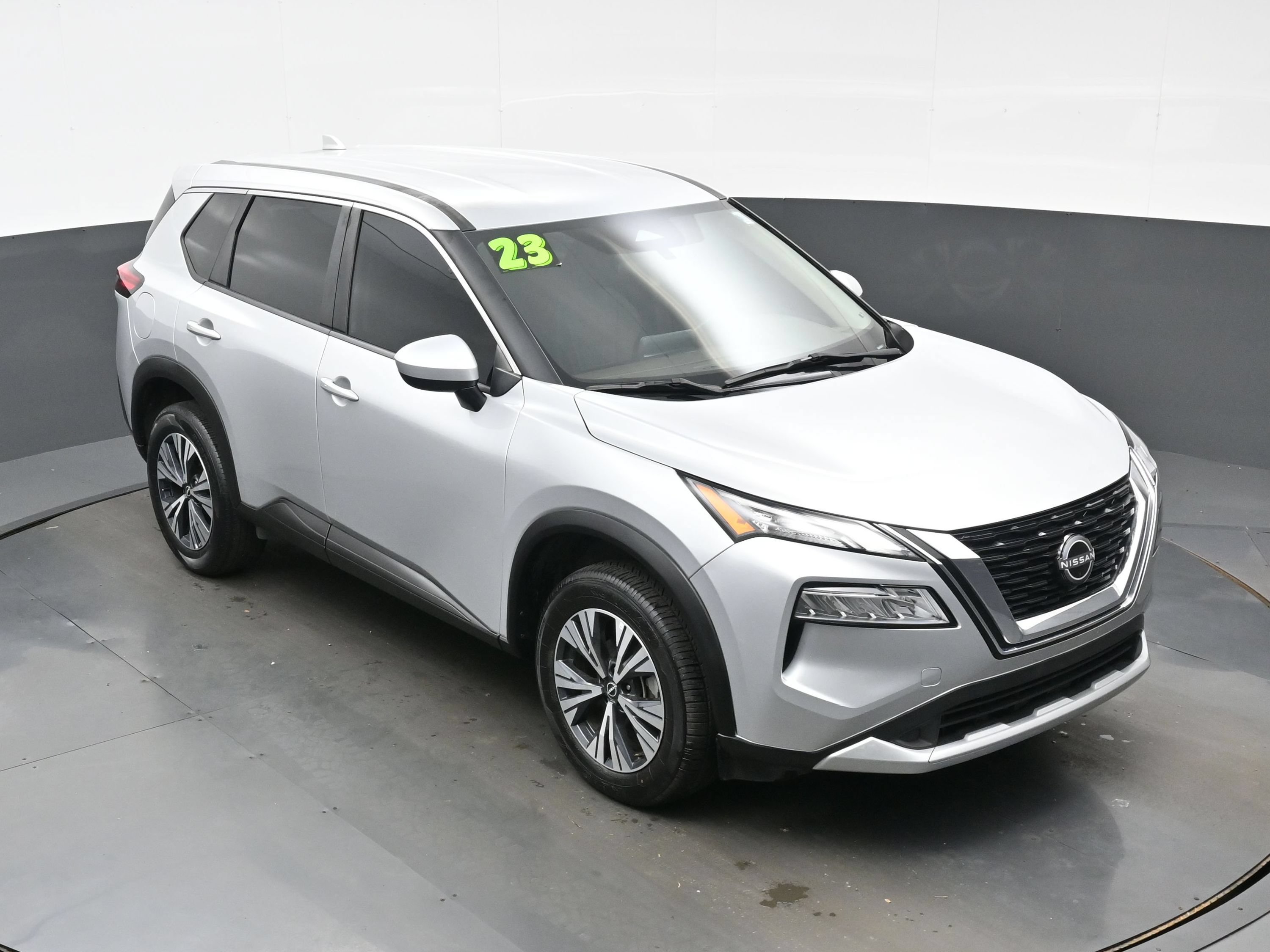 Used 2023 Nissan Rogue SV AWD/4WD image 40
