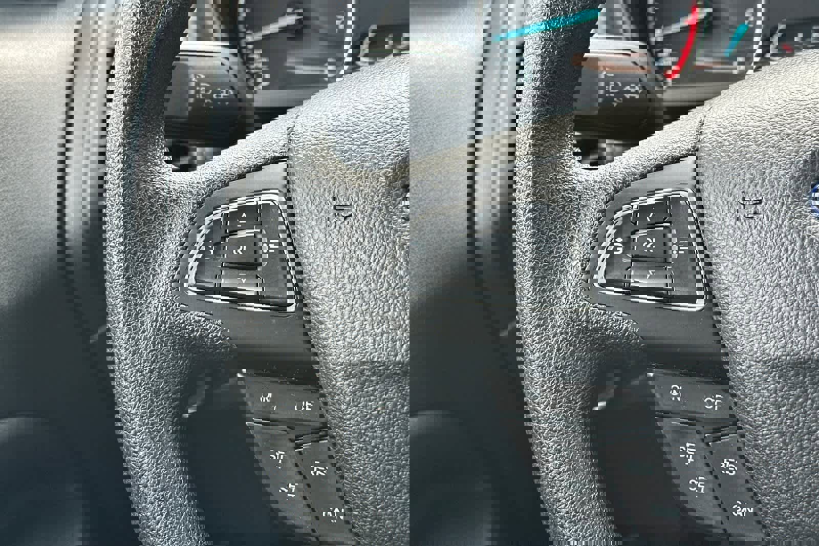 Used 2021 Ford EcoSport SE w/ SE Convenience Package image 26