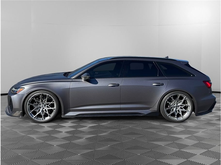 Used 2022 Audi RS 6 AWD/4WD image 2