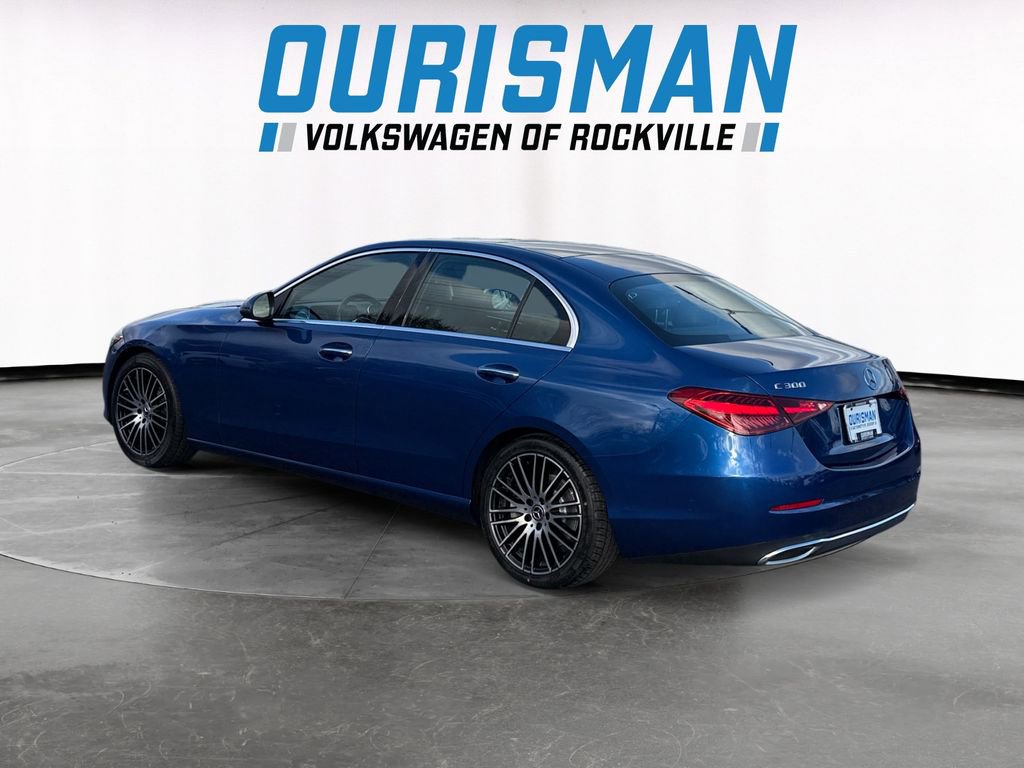 Used 2022 Mercedes-Benz C 300 4MATIC Sedan image 4