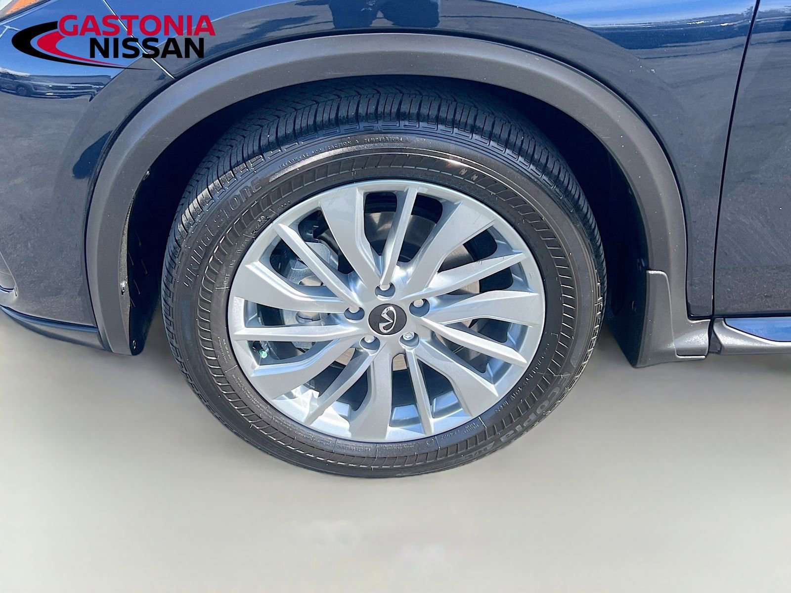 Used 2023 INFINITI QX50 Luxe image 40