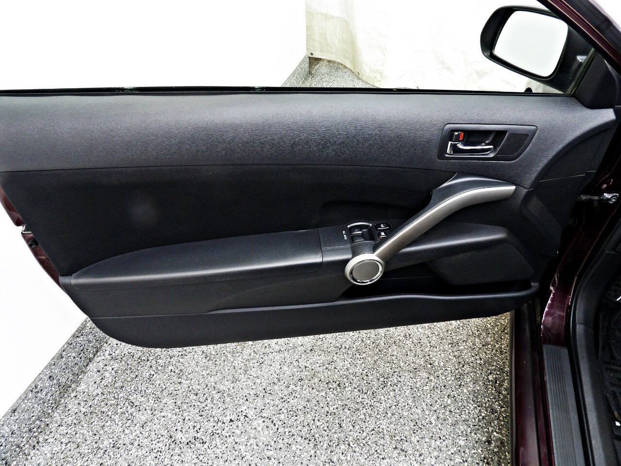 Used 2010 Scion tC FWD image 7