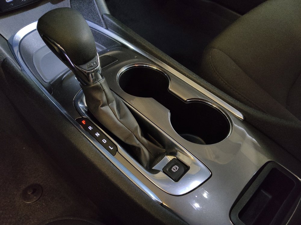 Used 2023 Chevrolet Malibu LT FWD image 26