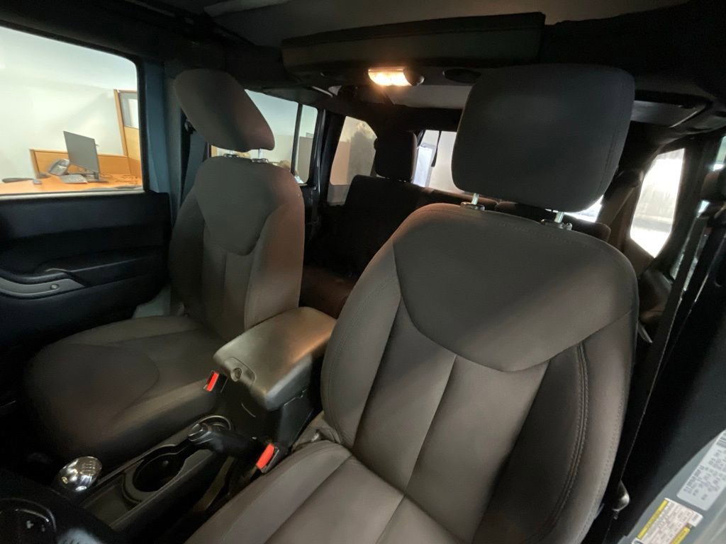 Used 2015 Jeep Wrangler Unlimited Sport w/ Quick Order Package 23S image 13