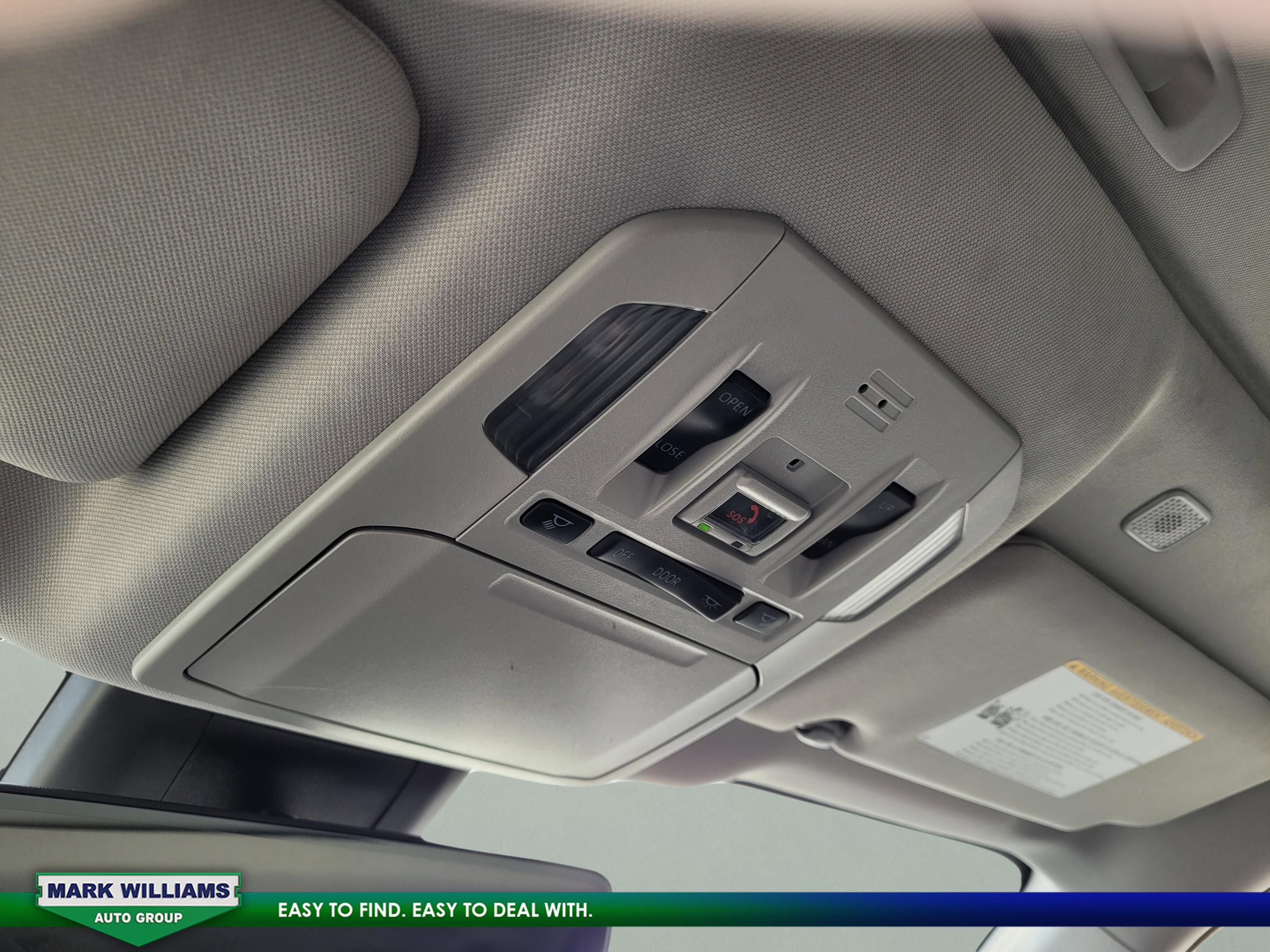 Used 2023 Toyota Highlander Limited image 31