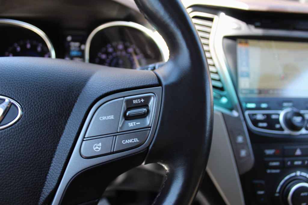 Used 2015 Hyundai Santa Fe Sport 2.0T w/ Option Group 05 FWD image 19