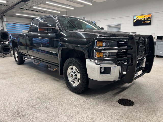 Used 2016 Chevrolet Silverado 2500 LT w/ LT Convenience Package AWD/4WD image 4
