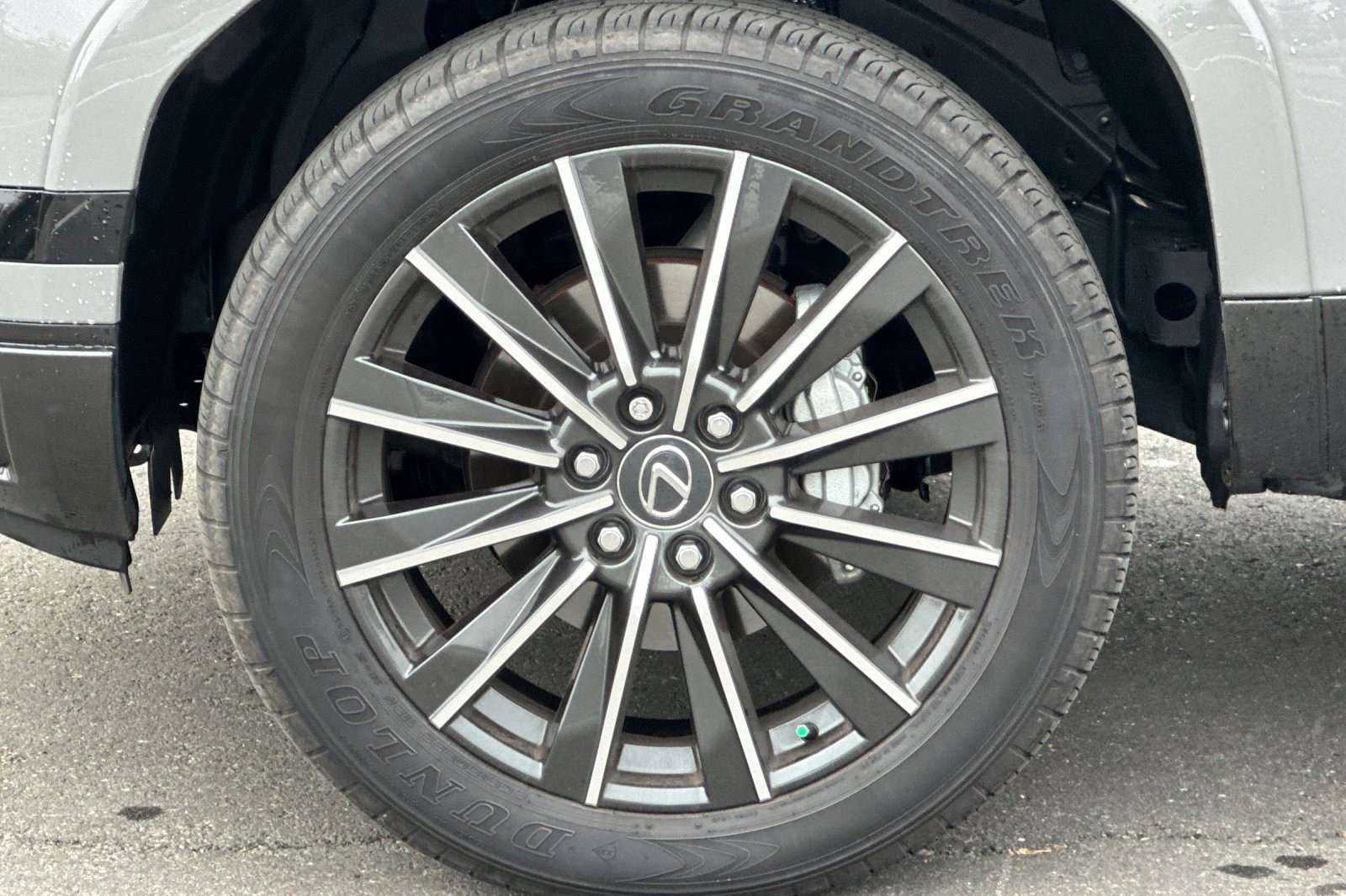 Used 2024 Lexus GX 550 image 38