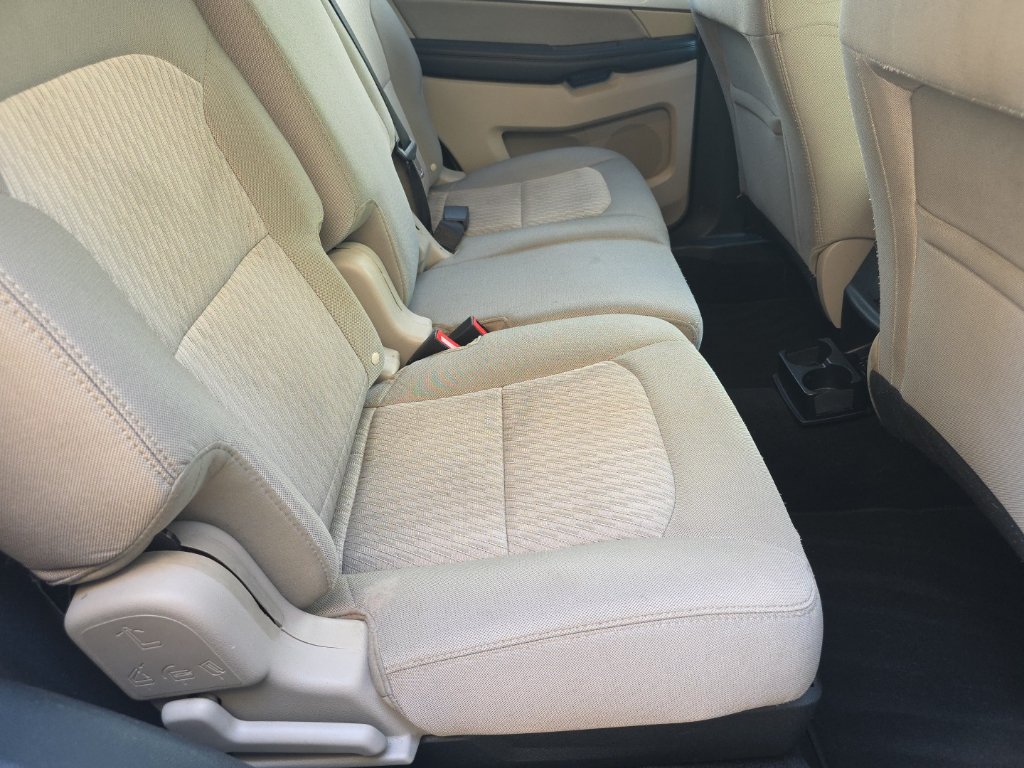 Used 2019 Ford Explorer FWD image 26