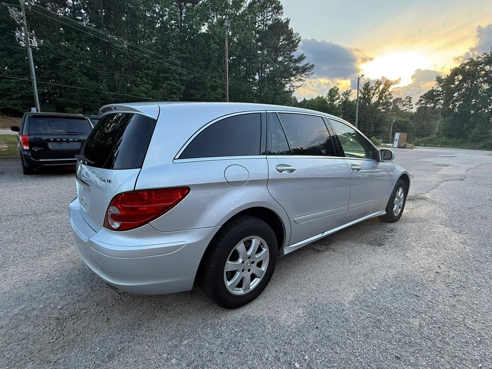 Used 2007 Mercedes-Benz R 350 4MATIC image 12
