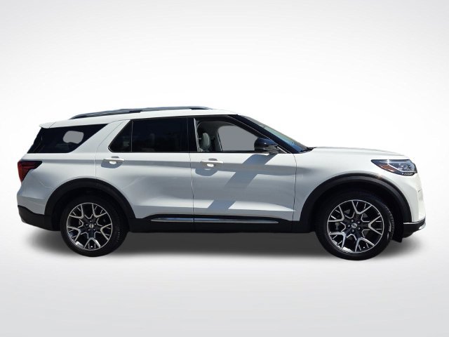 Used 2025 Ford Explorer Platinum w/ Ultimate Package RWD image 10