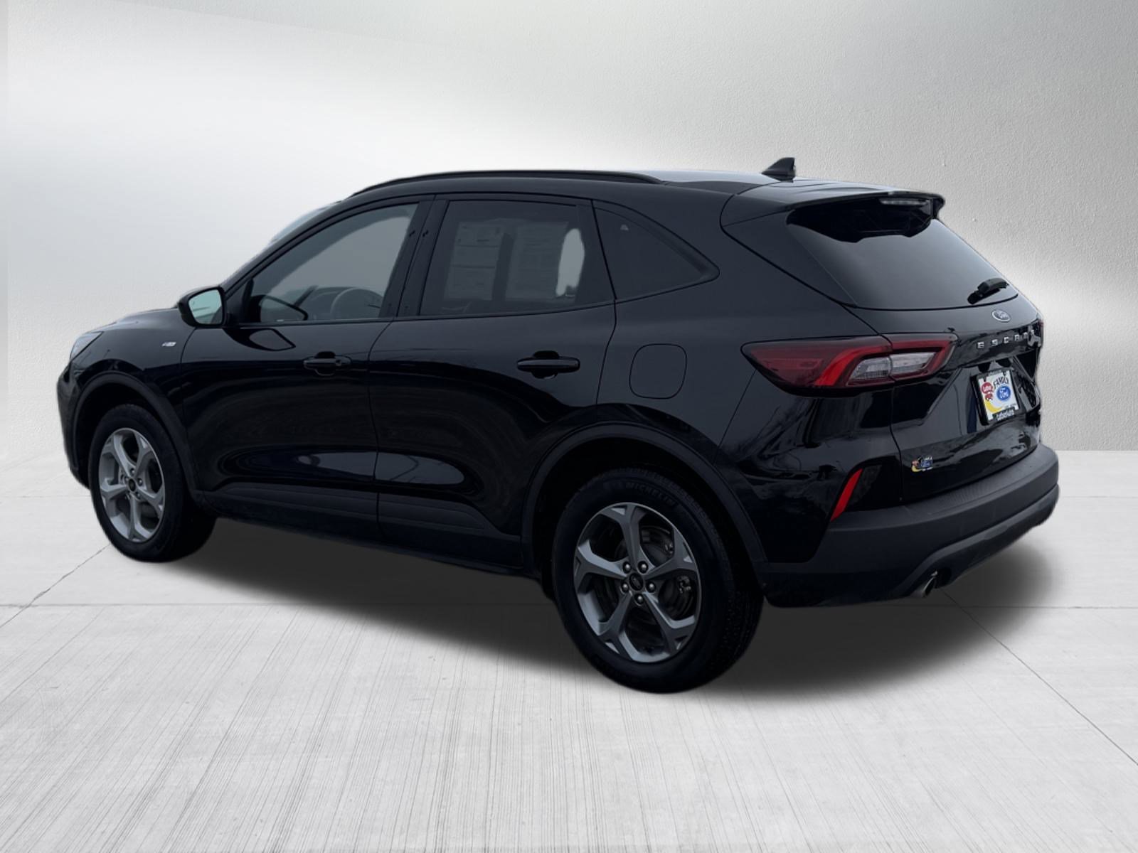 Certified 2025 Ford Escape ST-Line Select image 5