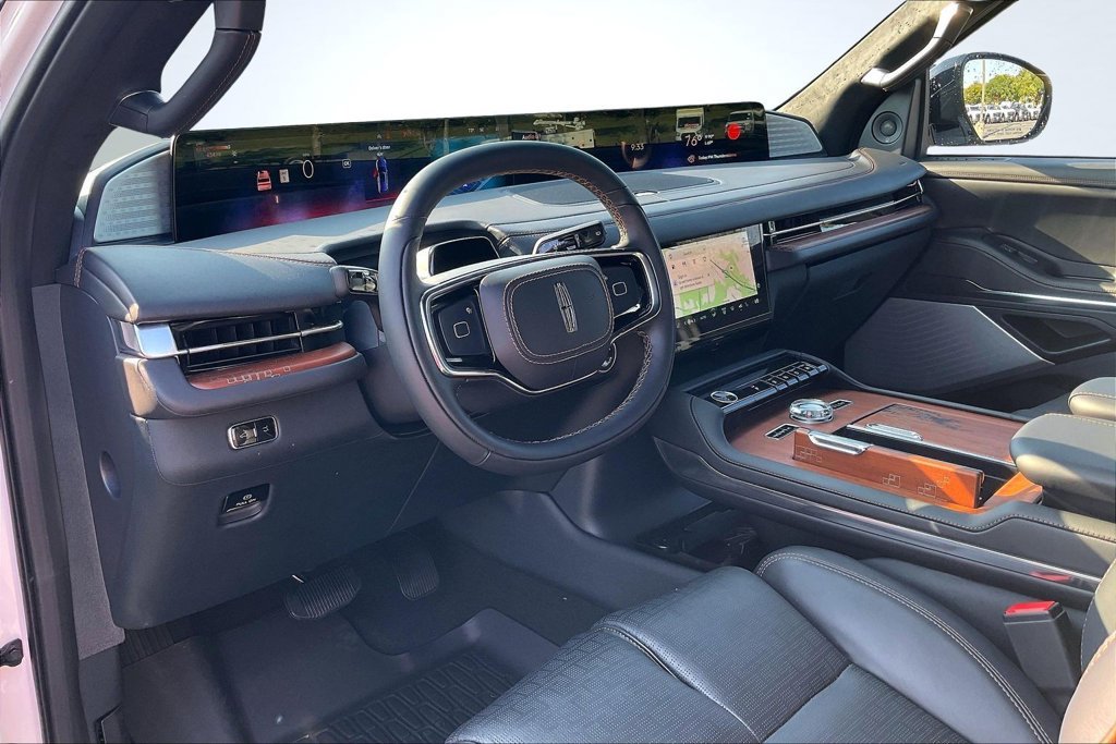 New 2027 Lincoln Navigator L Black Label AWD/4WD image 7