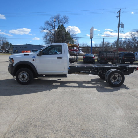 Used 2023 RAM 4500 Tradesman RWD image 5
