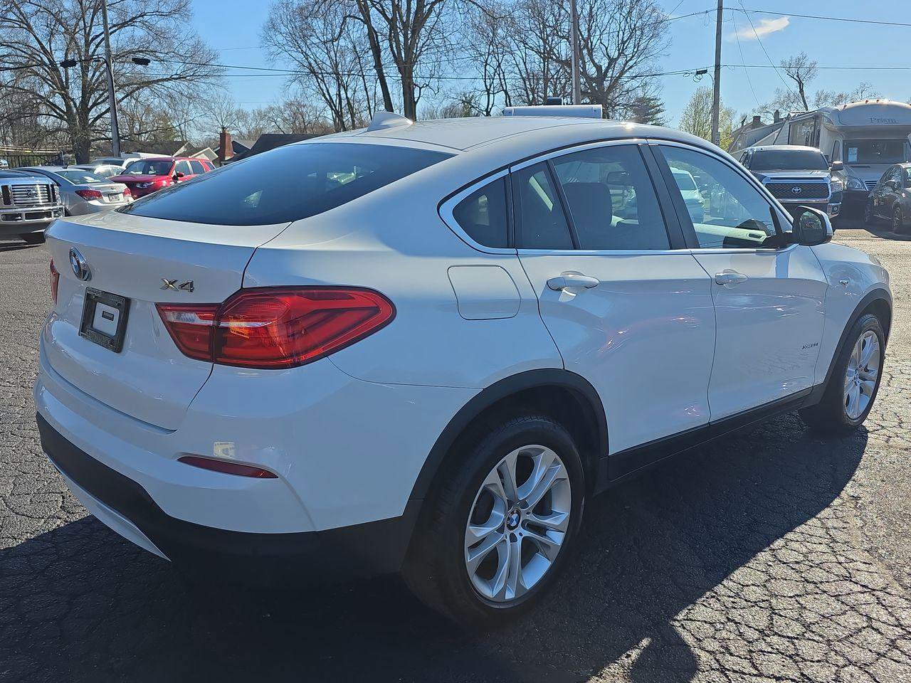 Used 2016 BMW X4 xDrive28i image 2