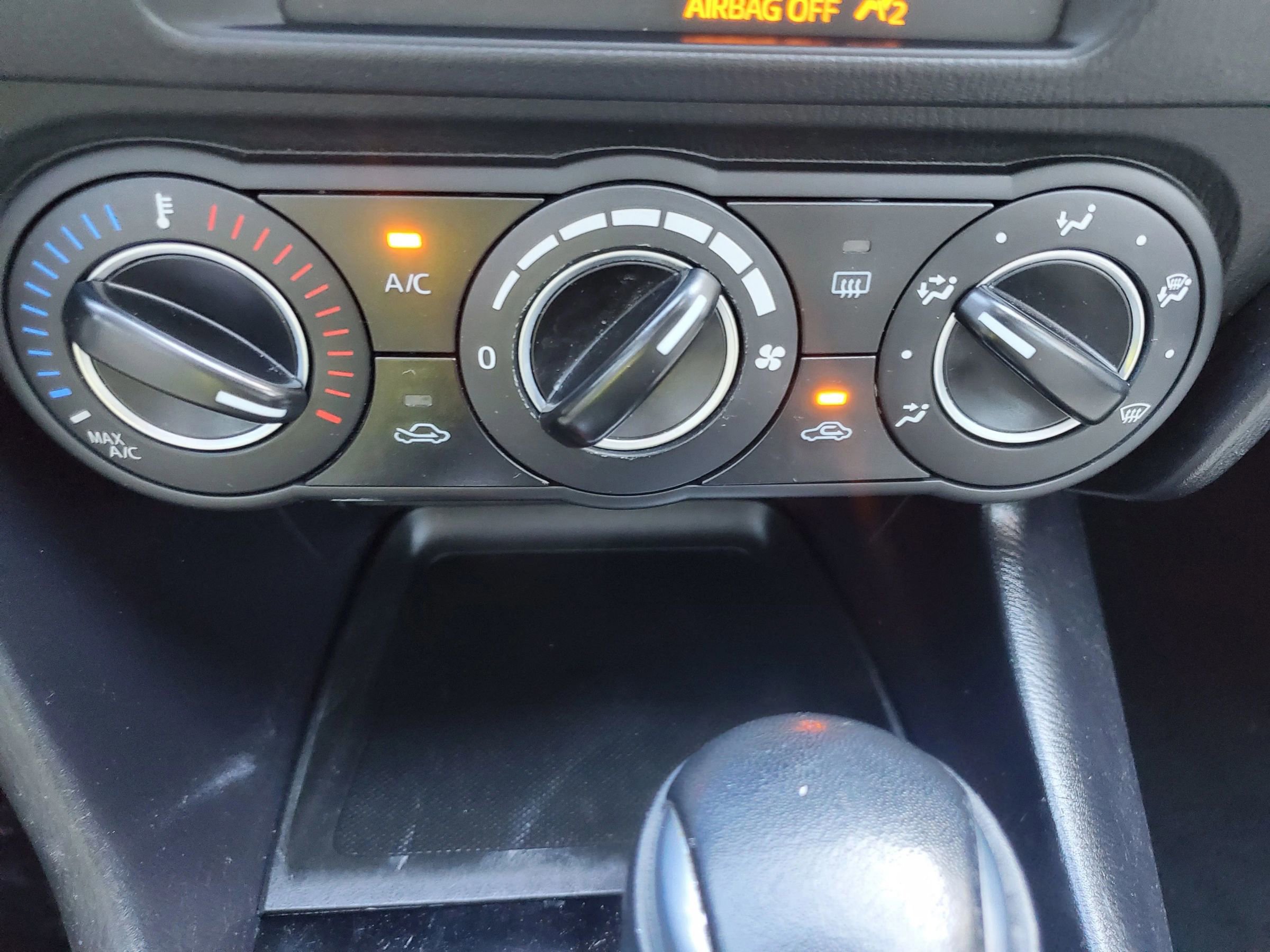 Used 2017 MAZDA MAZDA3 Sport w/ Preferred Equipment Package image 34