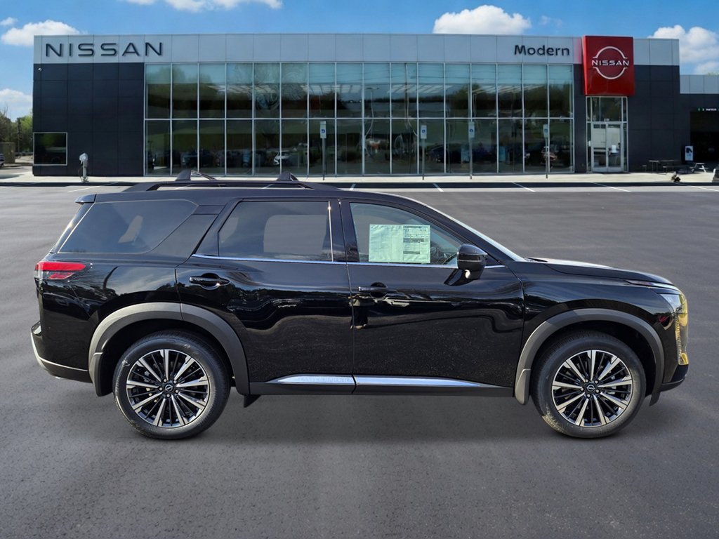 New 2026 Nissan Pathfinder Platinum FWD image 6