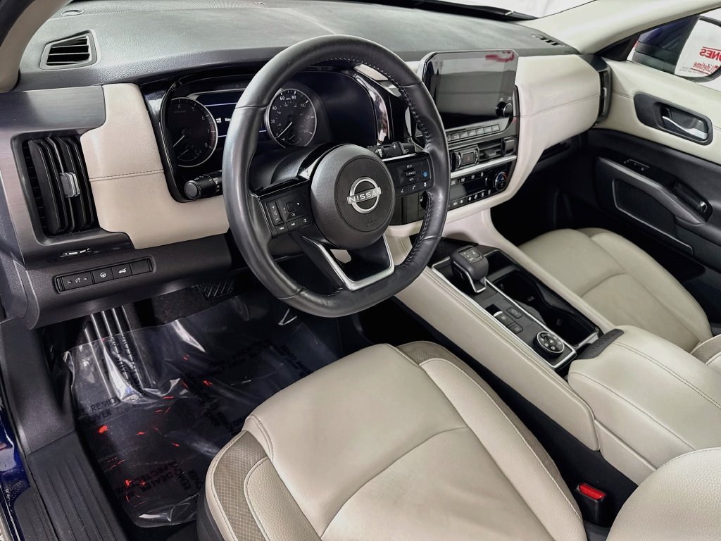 Certified 2024 Nissan Pathfinder SL AWD/4WD image 19