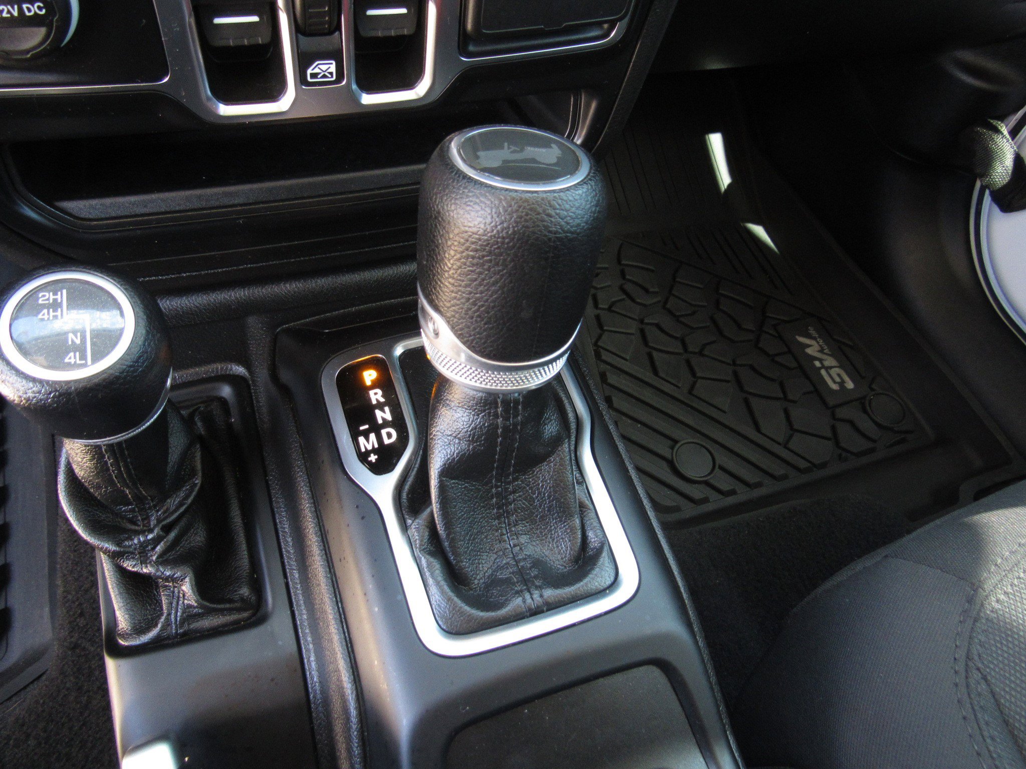 Used 2022 Jeep Wrangler Unlimited Sport image 18