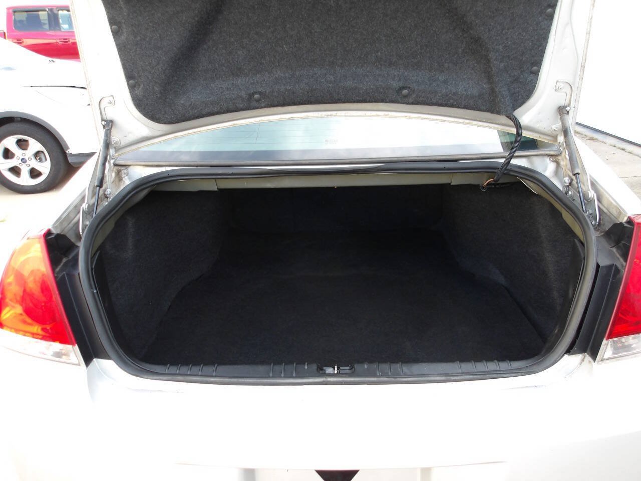 Used 2007 Chevrolet Impala LT w/ Preferred Equipment Group FWD image 19