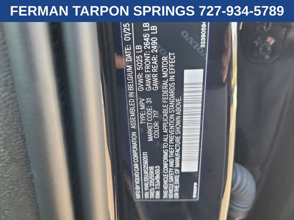 Certified 2025 Volvo XC40 B5 Core image 23