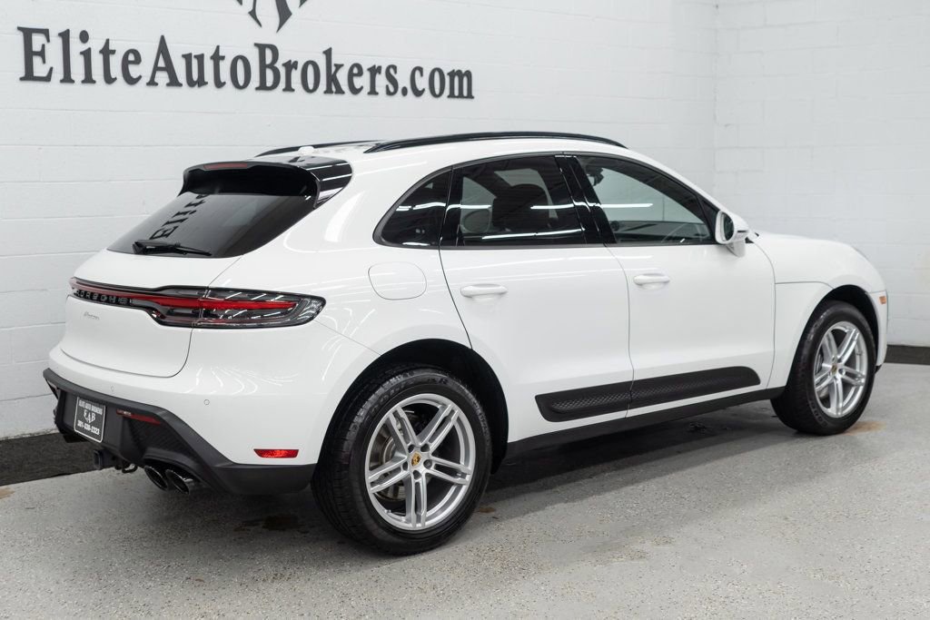 Used 2023 Porsche Macan image 34