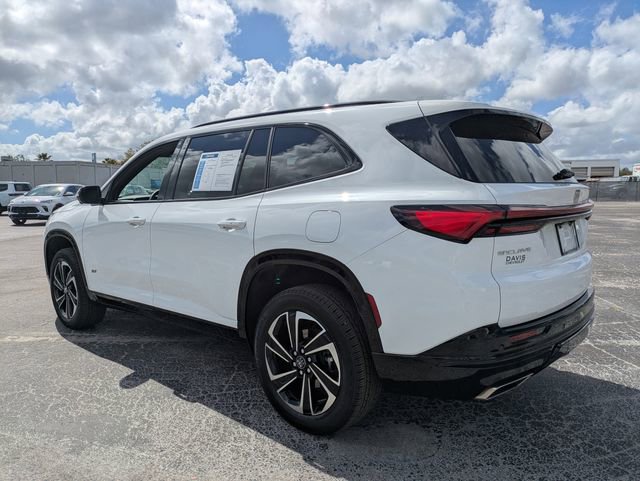 Certified 2025 Buick Enclave Sport Touring image 7