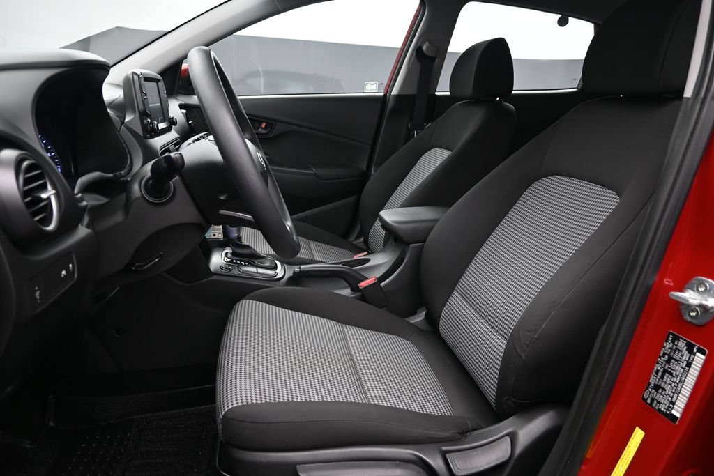 Used 2020 Hyundai Kona SE AWD/4WD image 11