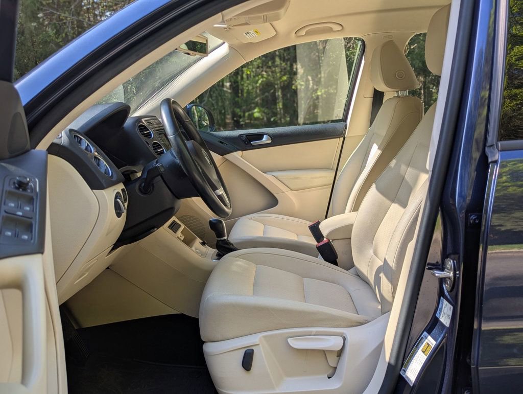 Used 2016 Volkswagen Tiguan S image 19