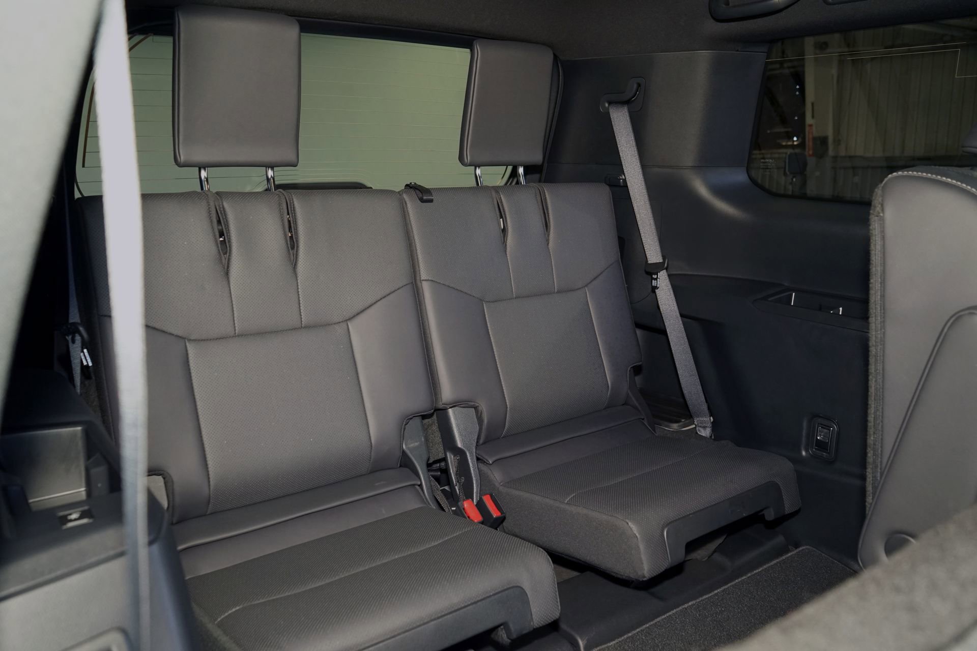 Used 2024 Lexus GX 550 w/ Accessory Package (Z1) image 28