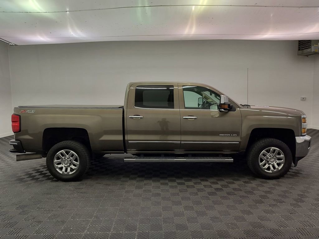 Used 2015 Chevrolet Silverado 2500 LTZ AWD/4WD image 8