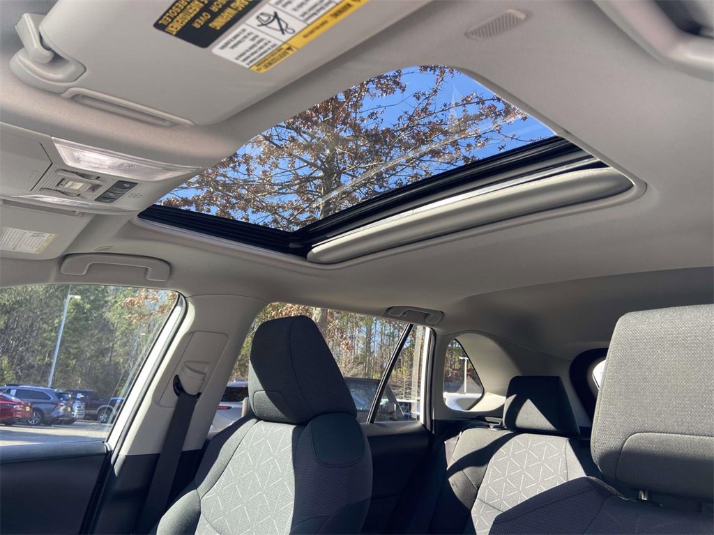 Used 2024 Toyota RAV4 XLE image 17