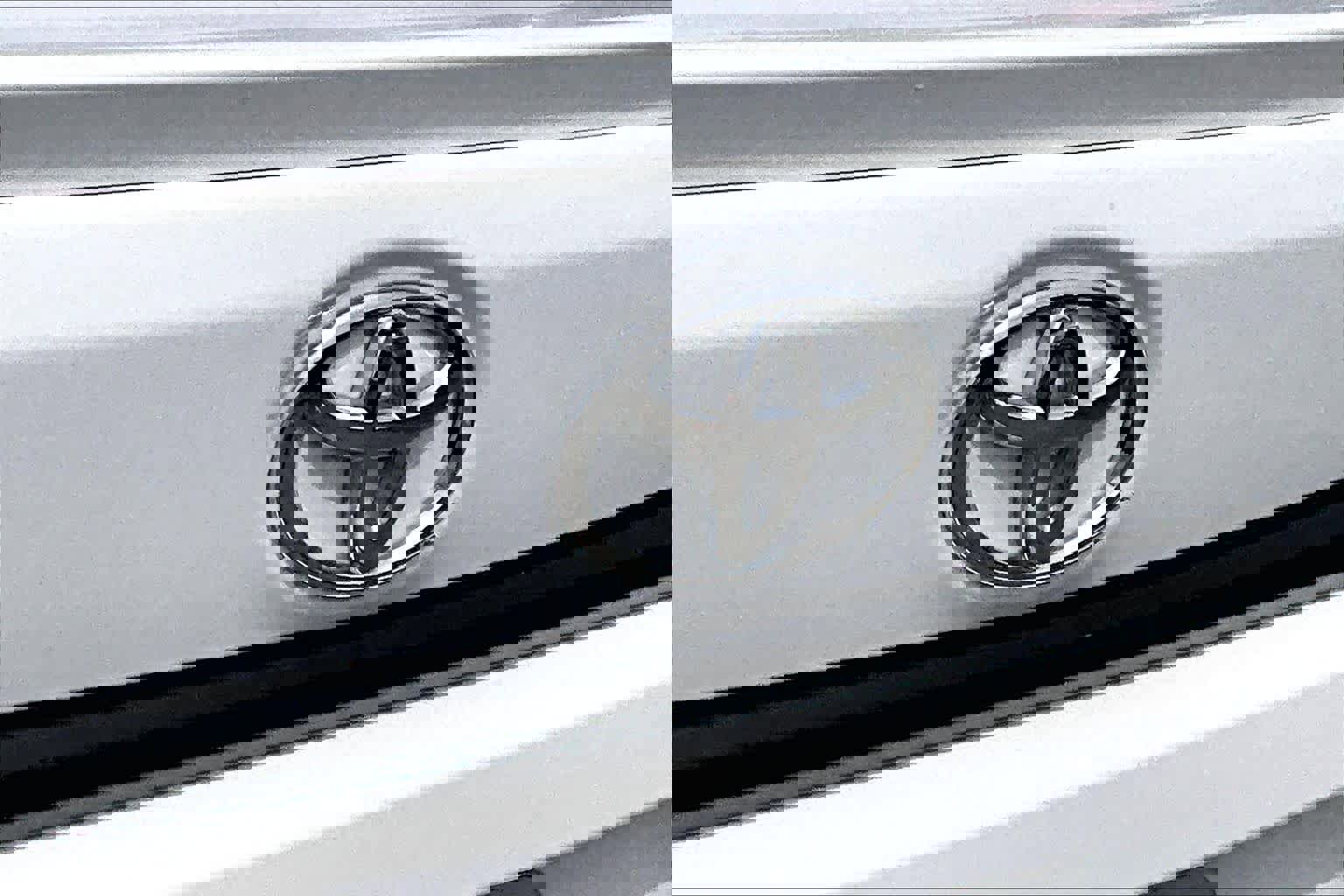 Used 2021 Toyota Corolla SE FWD image 31