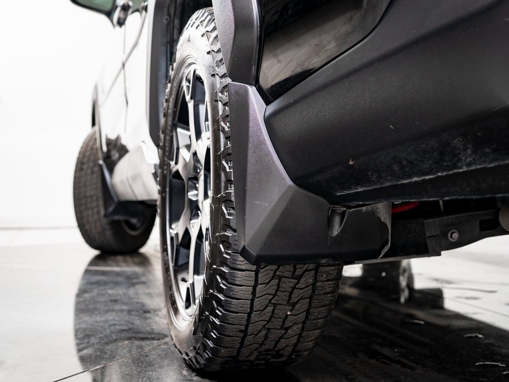 Used 2020 Toyota RAV4 AWD image 44