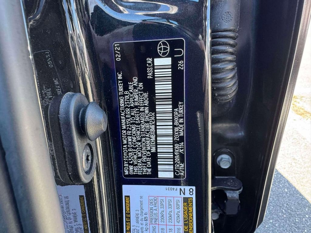 Used 2021 Toyota C-HR XLE image 13