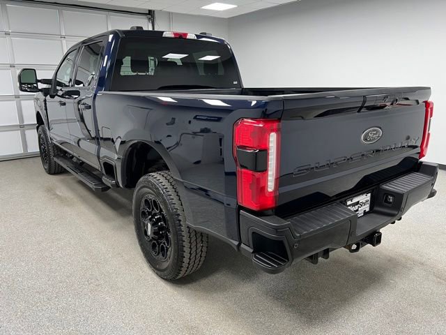 Used 2025 Ford F350 Lariat w/ Black Appearance Package AWD/4WD image 7