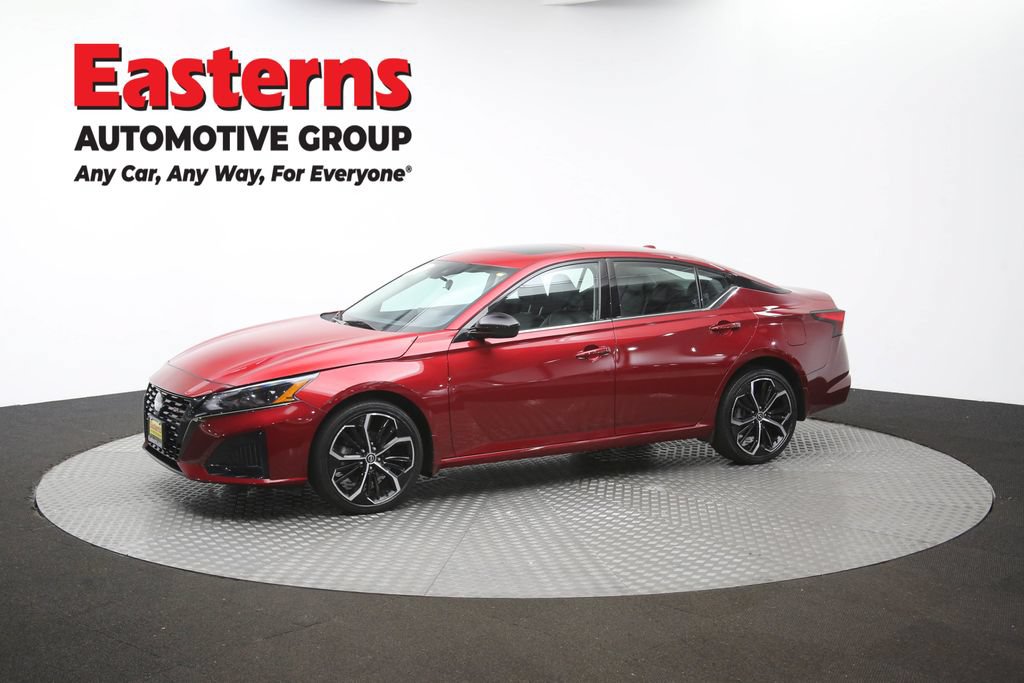 Used 2023 Nissan Altima 2.5 SR w/ SR Premium Package AWD/4WD image 58