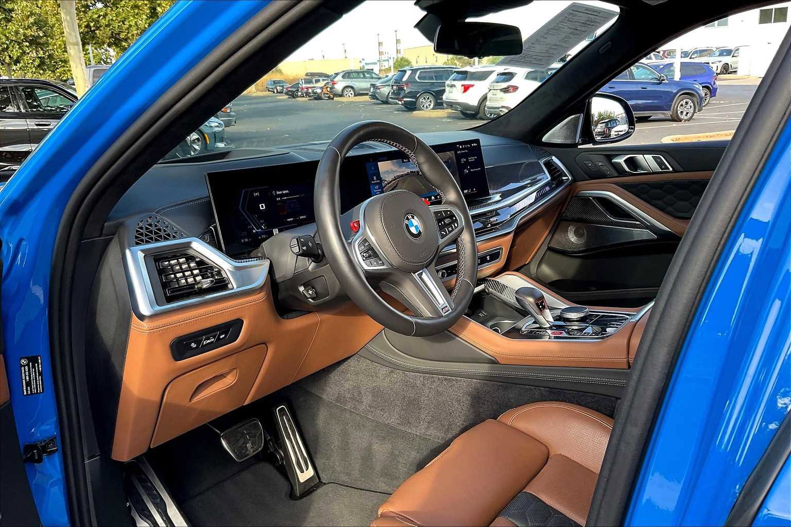 Used 2025 BMW X6 M Competition w/ Executive Package image 17