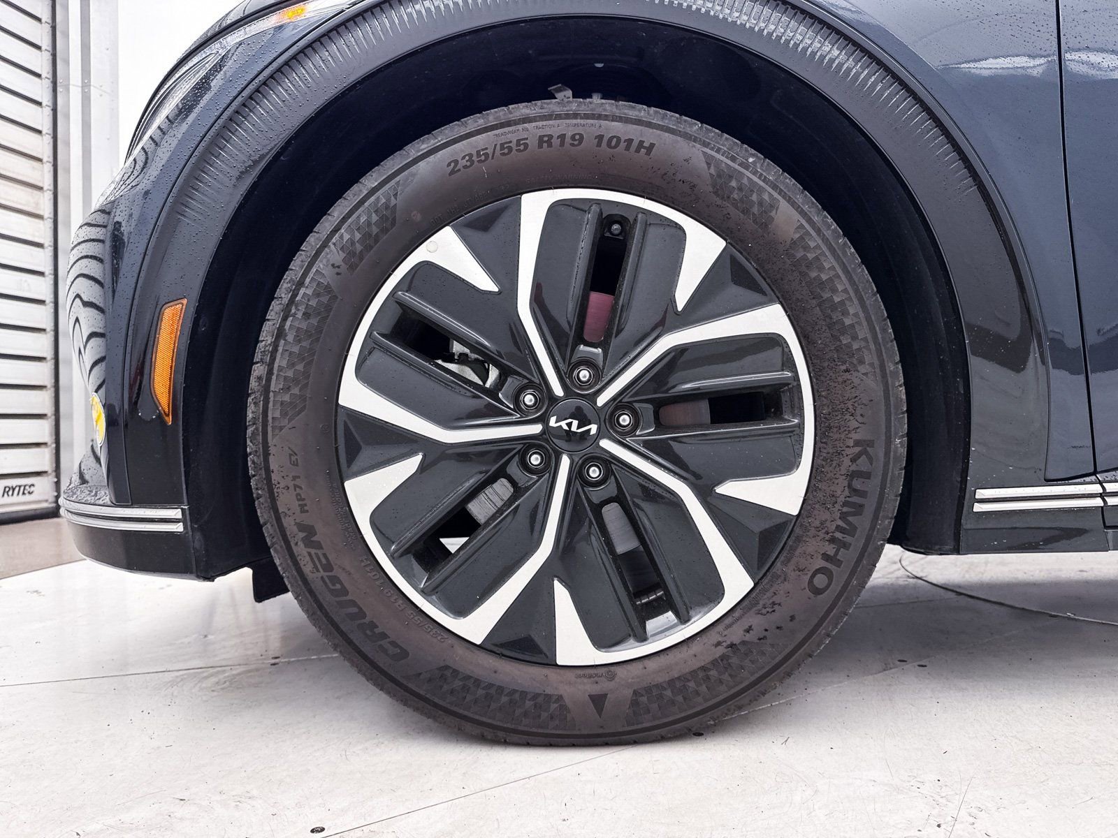 Used 2022 Kia EV6 Wind image 13