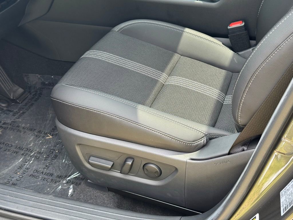 New 2025 MAZDA CX-50 AWD 2.5 S w/ Weather Package image 17