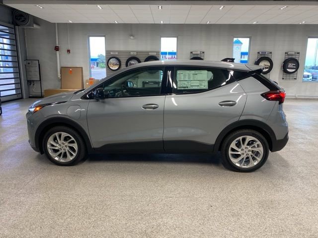 New 2027 Chevrolet Bolt LT w/ Comfort Package FWD image 9
